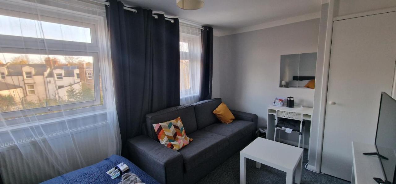 Cade Castle - Tulse Hill Appartamento Londra Esterno foto