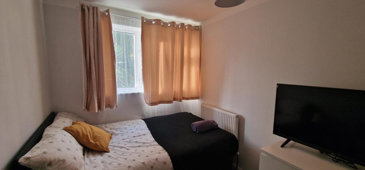 Cade Castle - Tulse Hill Appartamento Londra Esterno foto